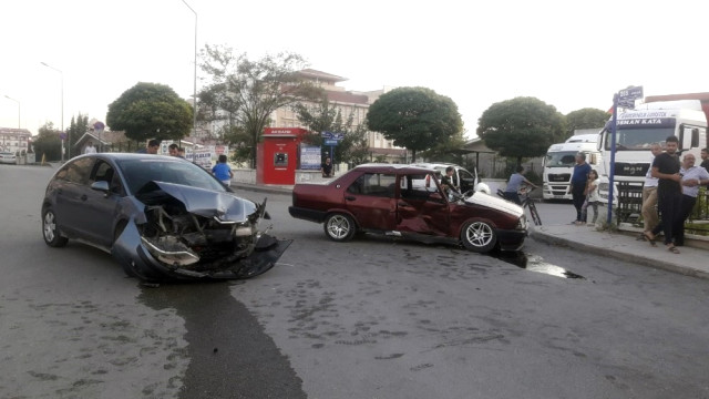 Başkent’te Trafik Kazası: 4 Yaralı