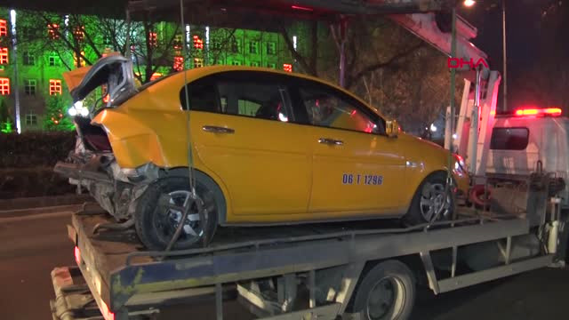 Ankara’da Zincirleme Trafik Kazası: 2 Yaralı