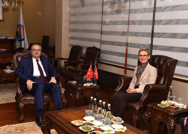 Avusturya’nın Ankara Büyükelçisi Tilly, Vali Su’yu Ziyaret Etti