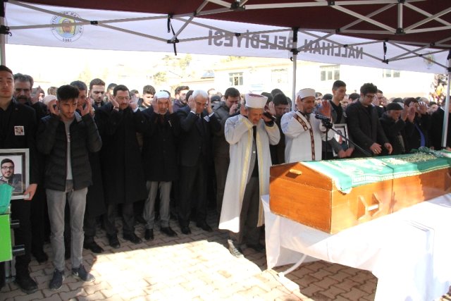 Ankara’daki Feci Kazada Hayatını Kaybeden 6 Kişi Son Yolculuğuna Uğurlandı