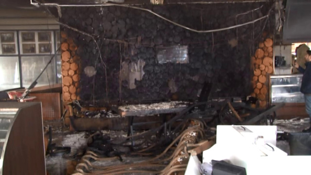 Cinnet Getiren Şahıs Dükkanını Ateşe Verdi