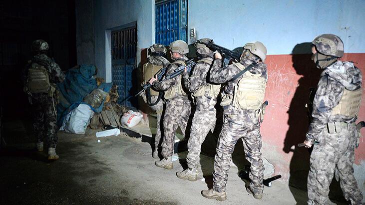 Mersin’de PKK operasyonu! HDP’li ilçe yöneticileri dahil 9 gözaltı