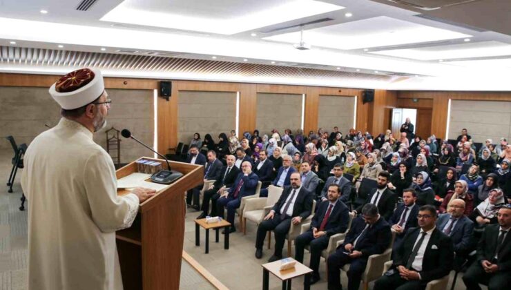 Diyanet İşleri Lideri Ali Erbaş, Vaizler ve Manevi Danışmanlar Hizmet İçi Eğitim Semineri’ne Katıldı