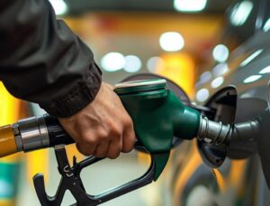 Yeni akaryakıt fiyatları 10 Ağustos 2024! Bugün akaryakıt, motorin ve LPG’ye indirim var mı?