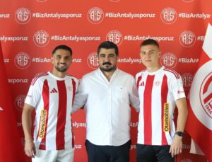 Antalyaspor 2 transferi için imza merasimi düzenledi