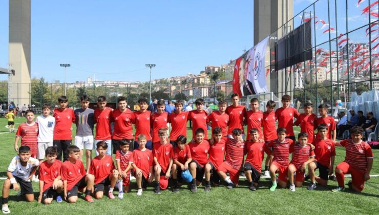 Kâğıthane Belediyesi, Sadabad Spor Alanı’nı hizmete açtı