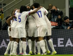 Fransa, San Siro’da İtalya’yı dağıttı!