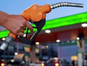 Akaryakıt ve motorine artırım geldi! Pompaya yansıtıldı! İşte şimdiki akaryakıt fiyatları