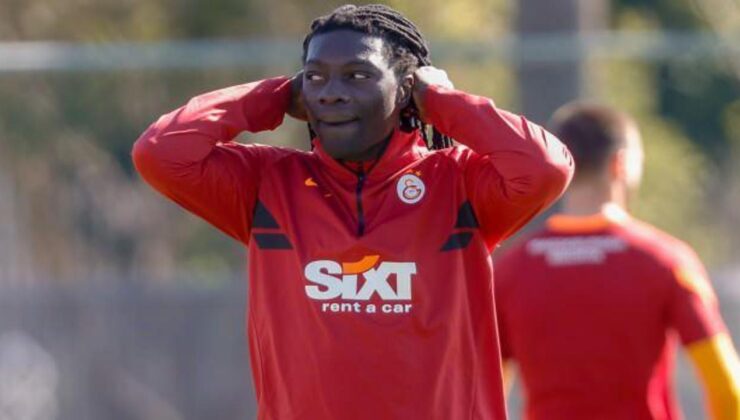 Bafetimbi Gomis Galatasaray’a geri dönüyor!