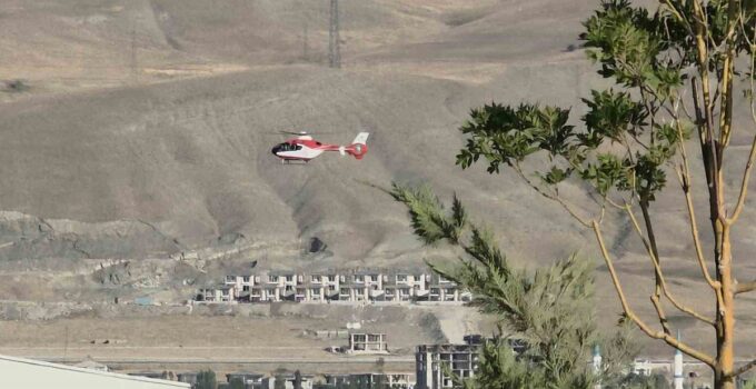 Gebe Bayan Helikopterle Van’a Sevk Edildi